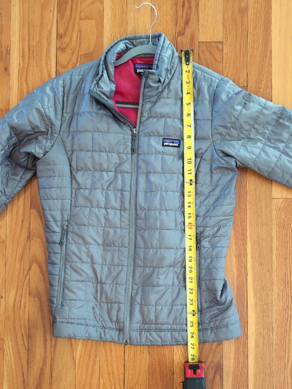Patagonia Women's Nano Puff Jacket - Feather Grey Pink Lining M 84216 - Picture 6 of 6